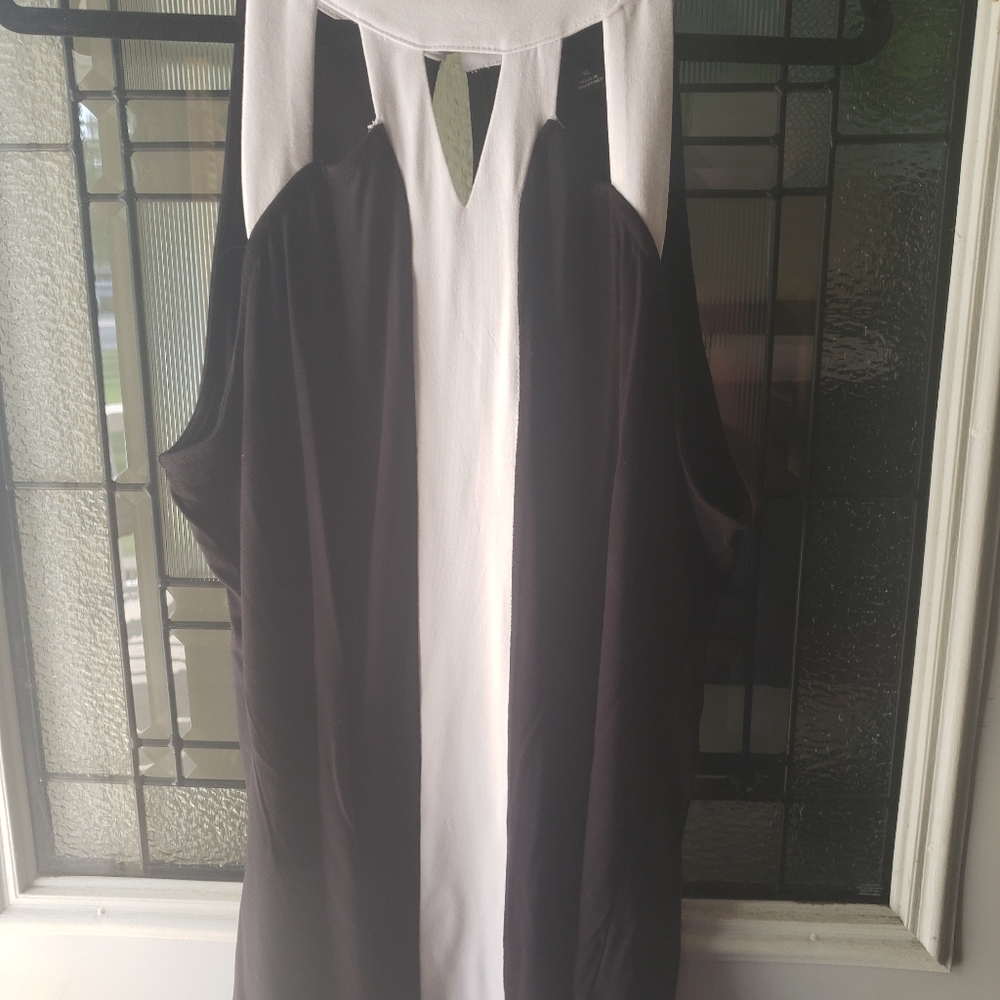 Black and white tank